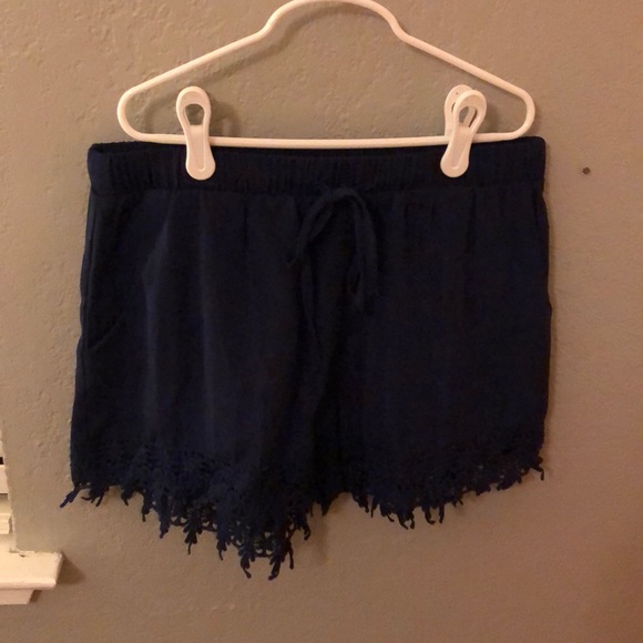 Flowy shorts - Picture 1 of 3